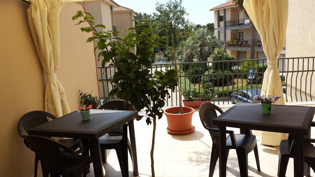 Affittacamere Il Terrazzo Di Archimede Syracuse Exterior foto